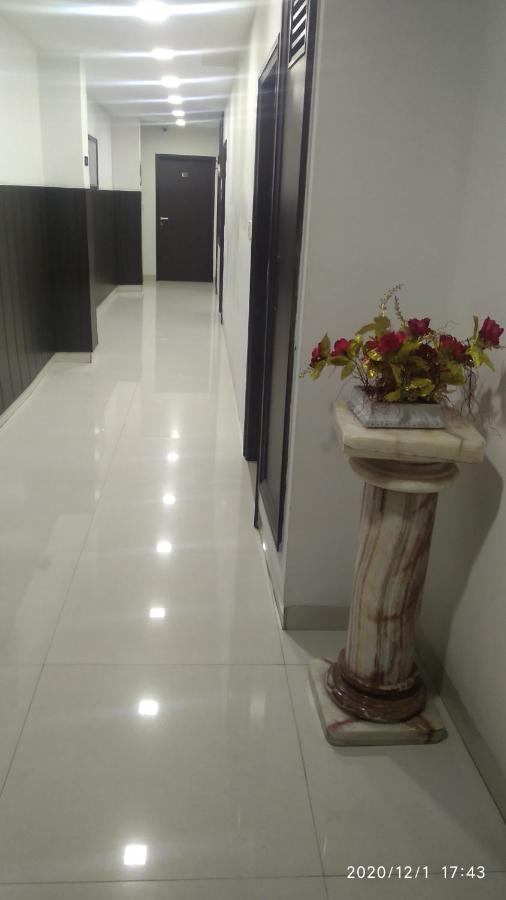 Hotel Popular Amritsar Buitenkant foto