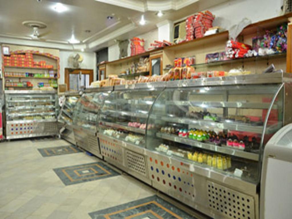 Hotel Popular Amritsar Buitenkant foto