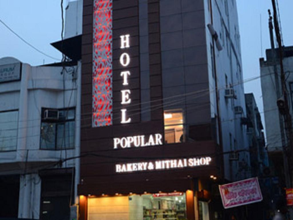 Hotel Popular Amritsar Buitenkant foto