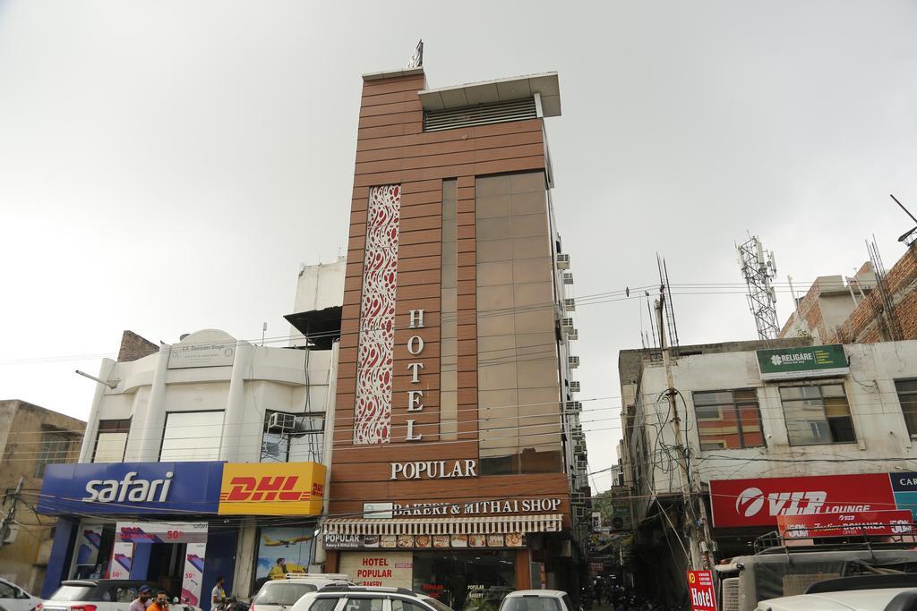 Hotel Popular Amritsar Buitenkant foto