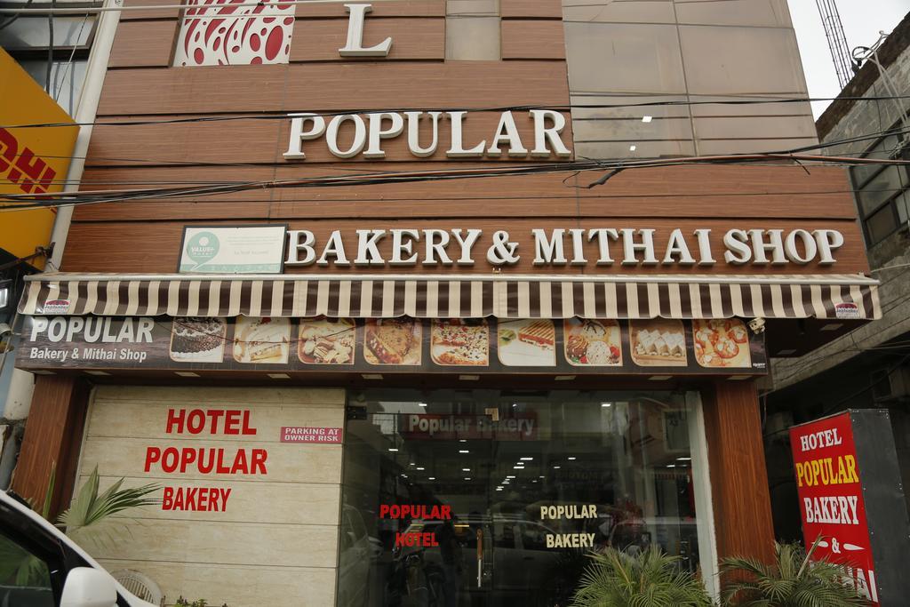 Hotel Popular Amritsar Buitenkant foto